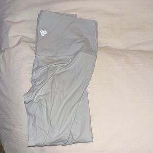 Aritzia Light Gray Leggings